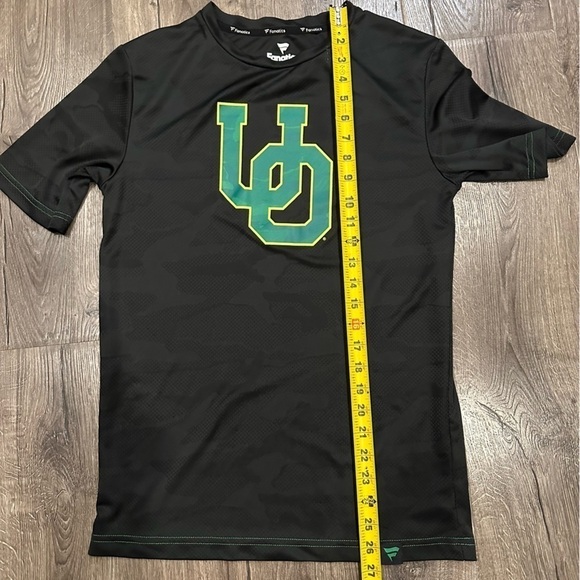 Men's Fanatics Branded Black Oregon Ducks Muted Camo Logo Shirt Size Small UofO - Picture 7 of 8